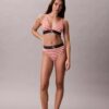 Grafisches Monogram, Microfiber-Stretch, leicht gefüttert, Triangel-Bralette Grafisches Monogram, Microfiber-Stretch, leicht gefüttert, Triangel-Bralette
