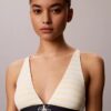 Grafisches Monogram, Microfiber-Stretch, leicht gefüttert, Triangel-Bralette Grafisches Monogram, Microfiber-Stretch, leicht gefüttert, Triangel-Bralette