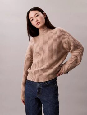 Grob gestrickter, lockerer Rollkragenpullover