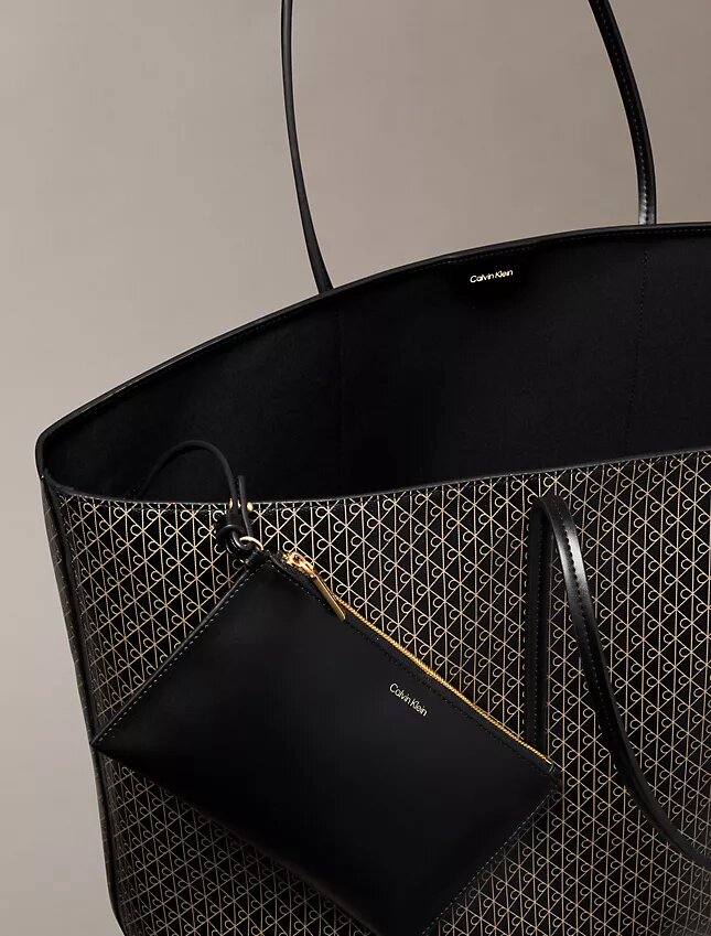 Große Tasche mit durchgehendem Emblem-Logo und Beutel Große Tasche mit durchgehendem Emblem-Logo und Beutel