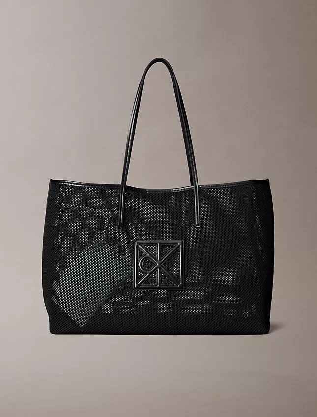 Große Tragetasche aus Netzstoff mit Emblem-Logo Große Tragetasche aus Netzstoff mit Emblem-Logo