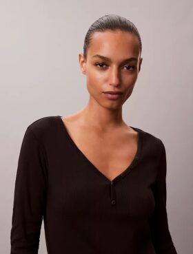 Henley-T-Shirt aus Cotton Stretch-Rippstrick