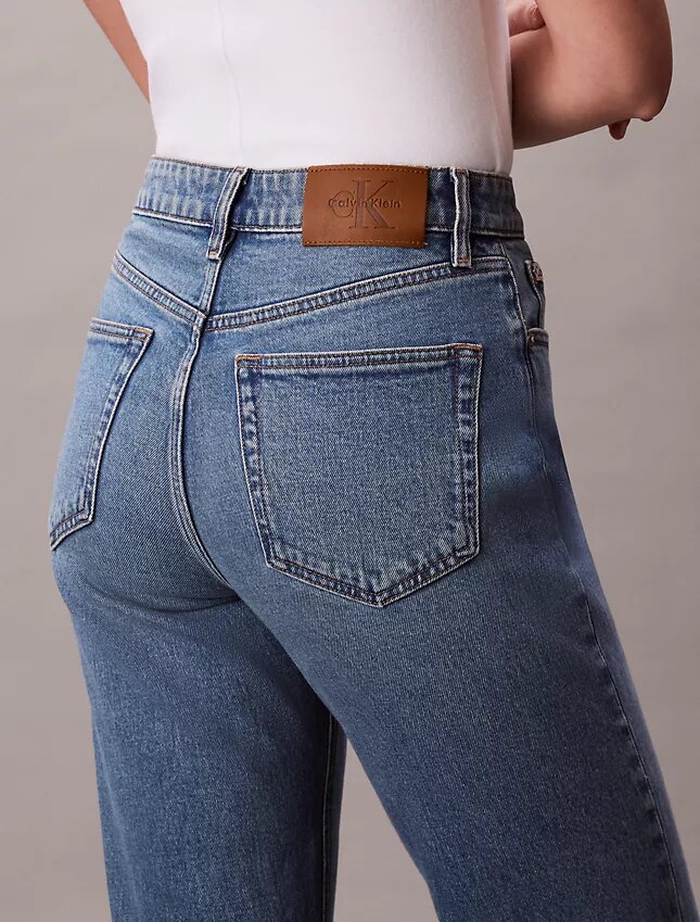 High-Waist-Jeans mit geradem Bein High-Waist-Jeans mit geradem Bein