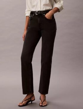 High-Waist-Jeans mit geradem Bein High-Waist-Jeans mit geradem Bein