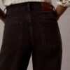 High-Waist-Jeans mit geradem Bein High-Waist-Jeans mit geradem Bein