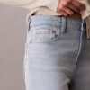 High-Waist-Jeans mit geradem Bein High-Waist-Jeans mit geradem Bein