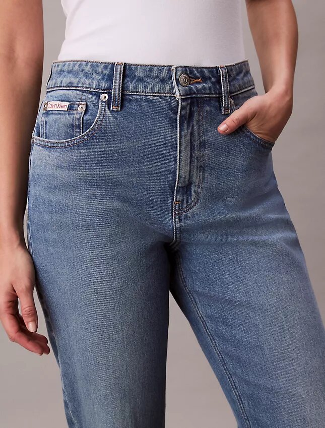 High-Waist-Jeans mit geradem Bein High-Waist-Jeans mit geradem Bein