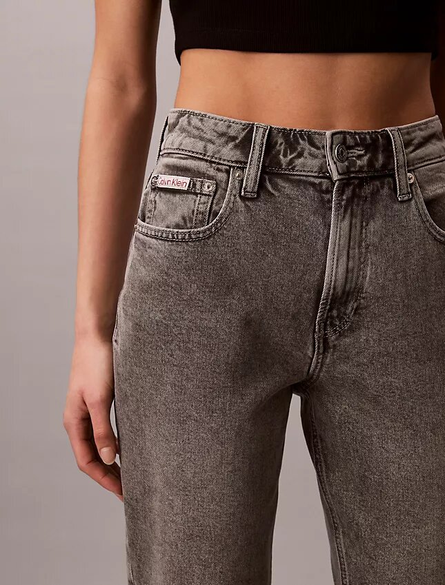 High-Waist-Jeans mit geradem Bein High-Waist-Jeans mit geradem Bein