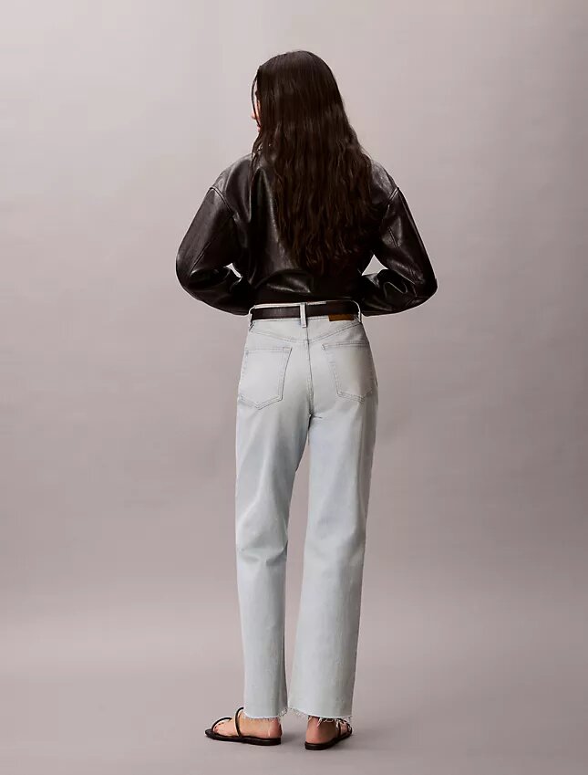 High-Waist-Jeans mit geradem Bein High-Waist-Jeans mit geradem Bein