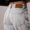 High-Waist-Jeans mit geradem Bein High-Waist-Jeans mit geradem Bein