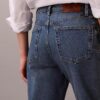 High-Waist-Jeans mit geradem Bein High-Waist-Jeans mit geradem Bein