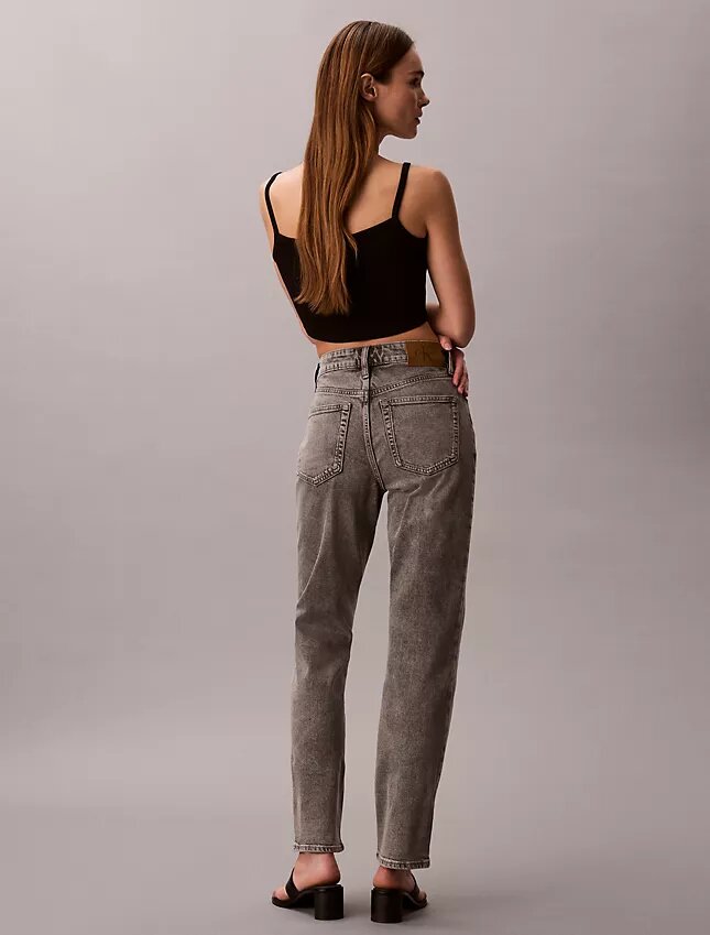 High-Waist-Jeans mit geradem Bein High-Waist-Jeans mit geradem Bein