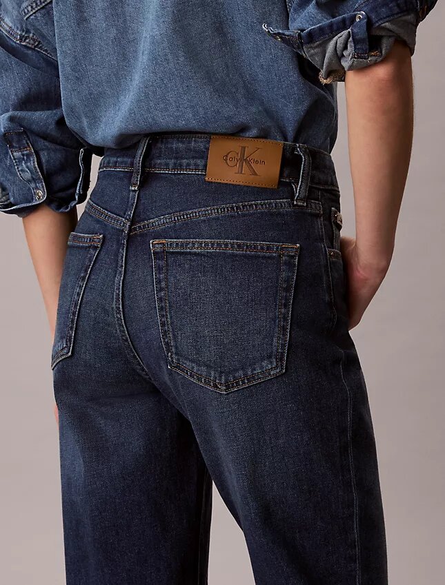 High-Waist-Jeans mit geradem Bein High-Waist-Jeans mit geradem Bein