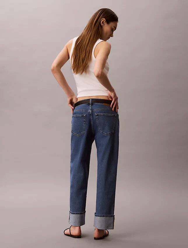 High-Waist-Jeans mit geradem Bein High-Waist-Jeans mit geradem Bein