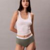 Hoch geschnittener Slip aus Cotton Stretch-Rippstoff Hoch geschnittener Slip aus Cotton Stretch-Rippstoff