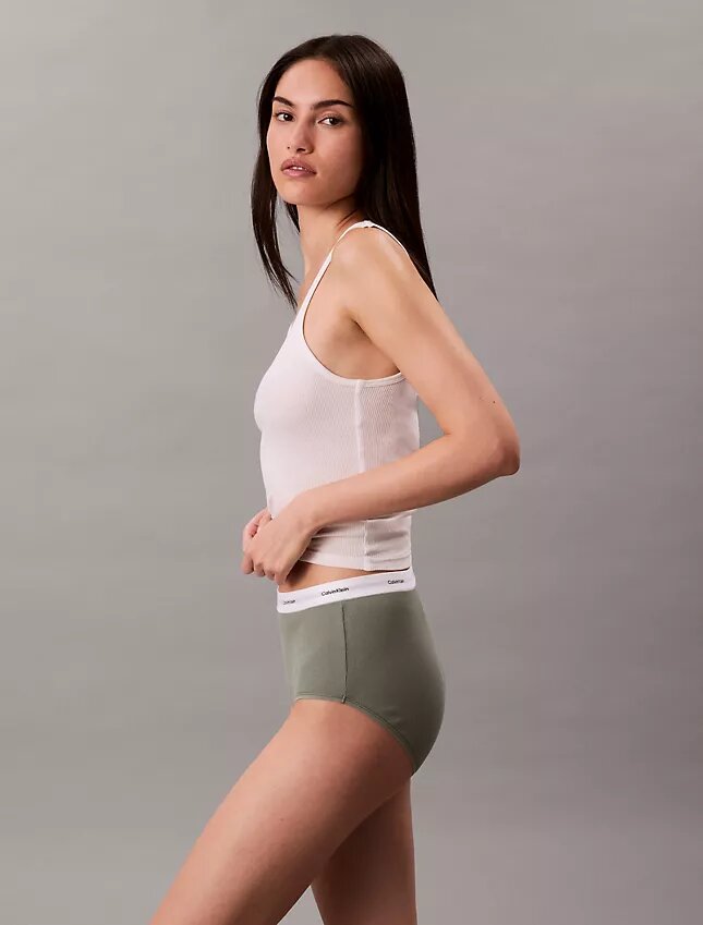 Hoch geschnittener Slip aus Cotton Stretch-Rippstoff Hoch geschnittener Slip aus Cotton Stretch-Rippstoff