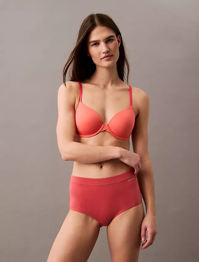 Idealer Baumwoll-Slip mit hoher Taille Idealer Baumwoll-Slip mit hoher Taille