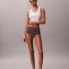 Idealer Baumwoll-Slip mit hoher Taille Idealer Baumwoll-Slip mit hoher Taille