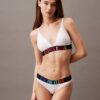 Intense Power Pride Leicht gefütterter Triangel-Bralette
