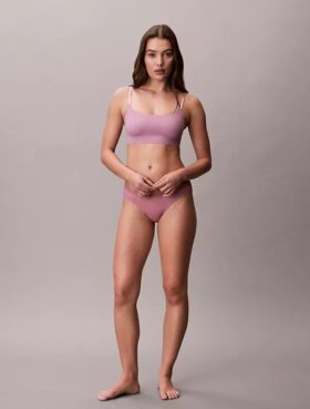 Invisibles Bügel-freies, leicht gefüttertes Bralette