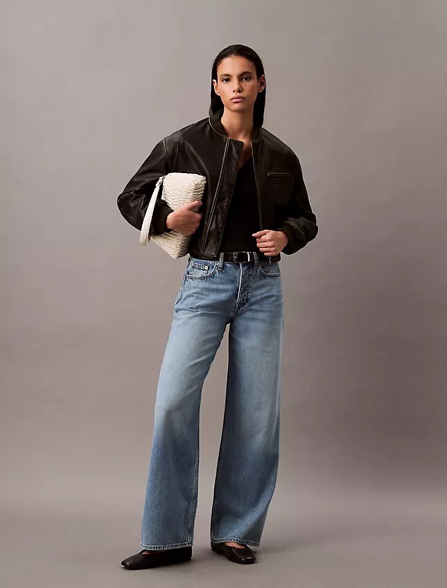 Jeans aus Lyocell-Mischung mit weitem Bein Jeans aus Lyocell-Mischung mit weitem Bein