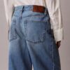 Jeans aus Lyocell-Mischung mit weitem Bein Jeans aus Lyocell-Mischung mit weitem Bein