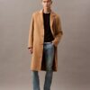 Jeans im 90s Straight-Stil mit geradem Schnitt Jeans im 90s Straight-Stil mit geradem Schnitt