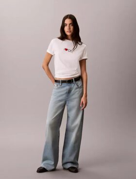 Jeans mit weitem Bein