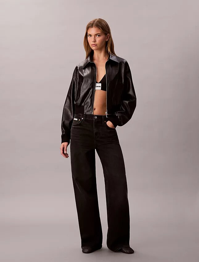 Jeans mit weitem Bein Jeans mit weitem Bein