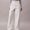 Jeans mit weitem Bein Jeans mit weitem Bein