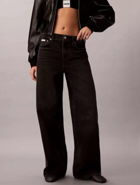 Jeans mit weitem Bein Jeans mit weitem Bein