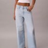Jeans mit weitem Bein Jeans mit weitem Bein