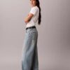 Jeans mit weitem Bein Jeans mit weitem Bein