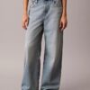 Jeans mit weitem Bein Jeans mit weitem Bein