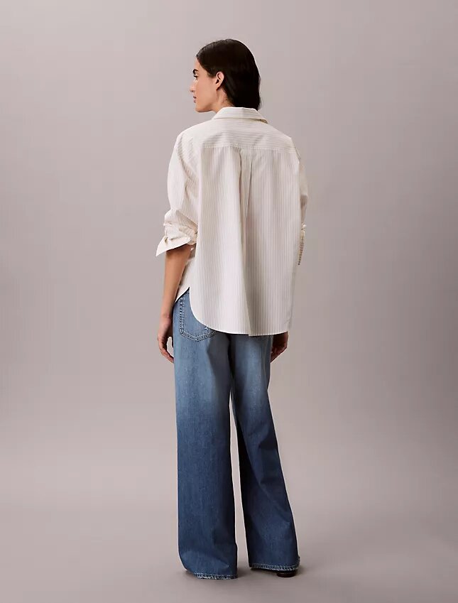 Jeans mit weitem Bein Jeans mit weitem Bein
