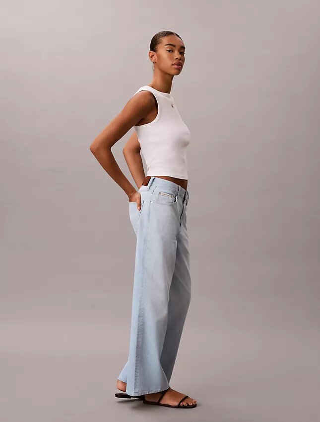 Jeans mit weitem Bein Jeans mit weitem Bein