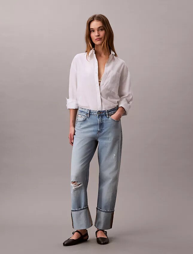 Jeans mit weitem Saum und lockerer Passform Jeans mit weitem Saum und lockerer Passform
