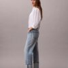 Jeans mit weitem Saum und lockerer Passform Jeans mit weitem Saum und lockerer Passform