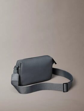 Kamera-Tasche mit genarbter Oberfläche