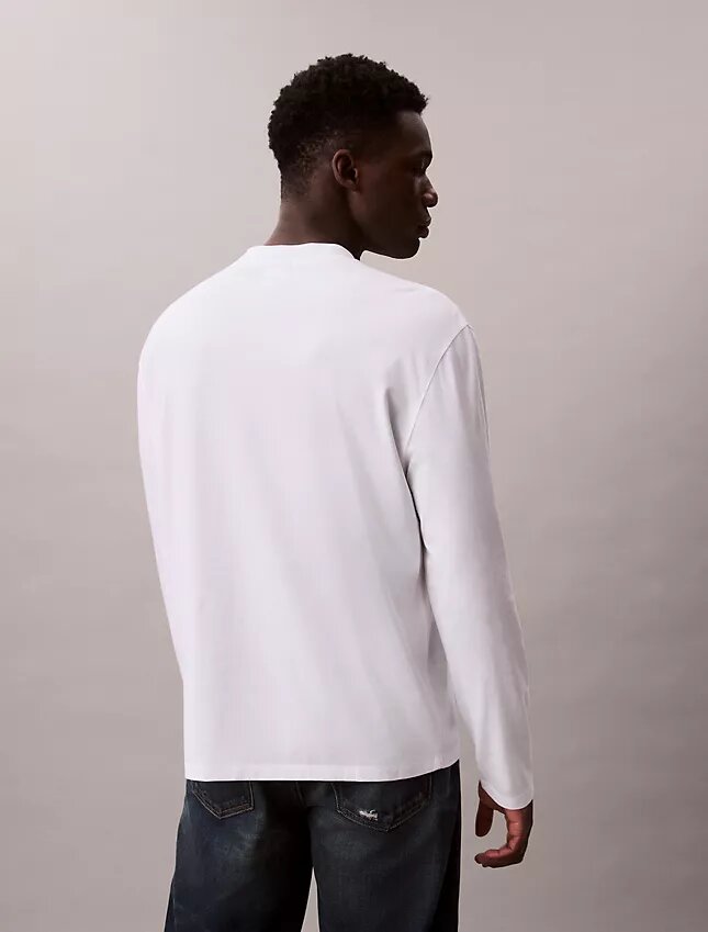 Kate Moss Grafik-T-Shirt mit langen Ärmeln in lockerer Passform Kate Moss Grafik-T-Shirt mit langen Ärmeln in lockerer Passform