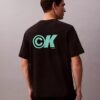 Kühlendes Piqué-T-Shirt mit Logo-Grafik in lockerer Passform