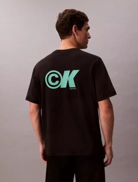 Kühlendes Piqué-T-Shirt mit Logo-Grafik in lockerer Passform