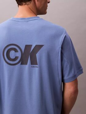 Kühlendes Piqué-T-Shirt mit Logo-Grafik in lockerer Passform