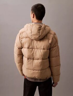 Klassische Daunenjacke