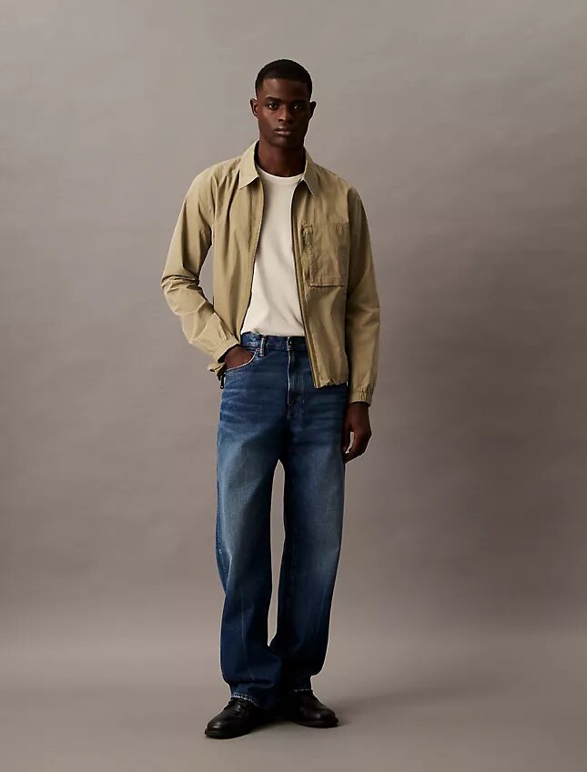 Klassische Hemdjacke aus Baumwollmischung mit Reißverschluss Klassische Hemdjacke aus Baumwollmischung mit Reißverschluss