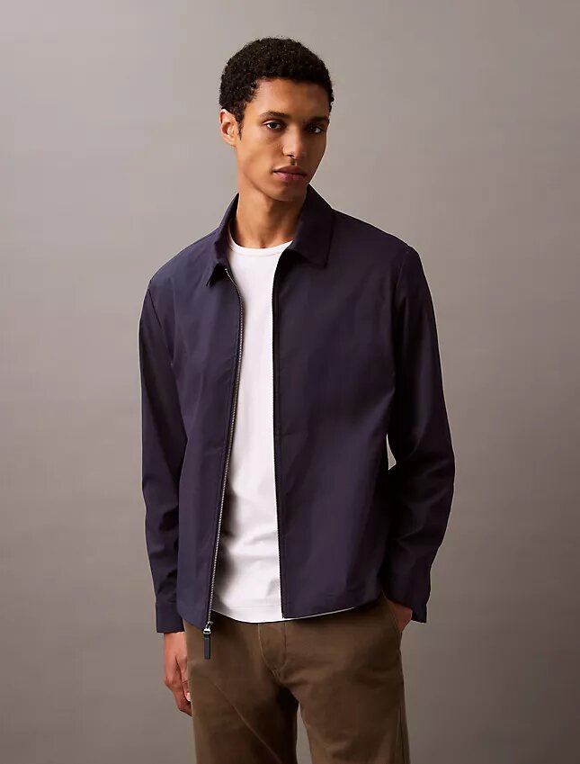 Klassische Reißverschluss-Hemdjacke aus Baumwollmischung Klassische Reißverschluss-Hemdjacke aus Baumwollmischung