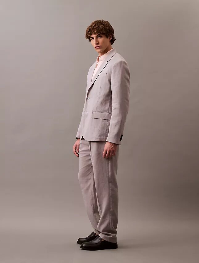 Klassischer Blazer aus Leinenmischung Klassischer Blazer aus Leinenmischung