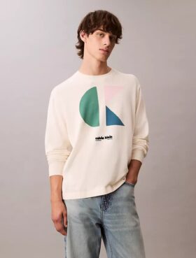 Klassischer Pullover mit Colorblock-Logo-Grafik