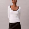 Klassischer Pullover mit Rundhalsausschnitt aus Baumwollmischung Klassischer Pullover mit Rundhalsausschnitt aus Baumwollmischung