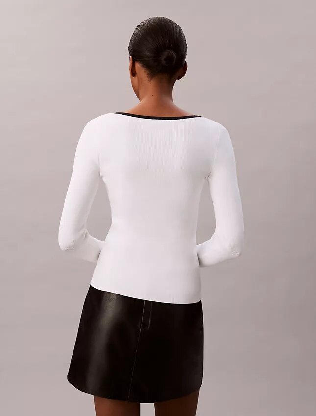 Klassischer Pullover mit Rundhalsausschnitt aus Baumwollmischung Klassischer Pullover mit Rundhalsausschnitt aus Baumwollmischung